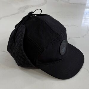 Urban Outfitters Coal Black Men's Cap Hat with Quilted Ear Flaps Size Medium